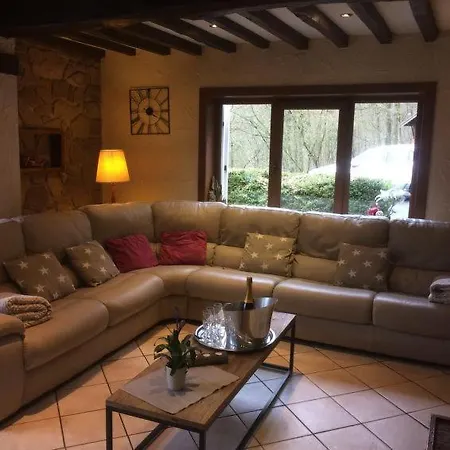 Sleeps 10 Pool Wifi * Petite Somme