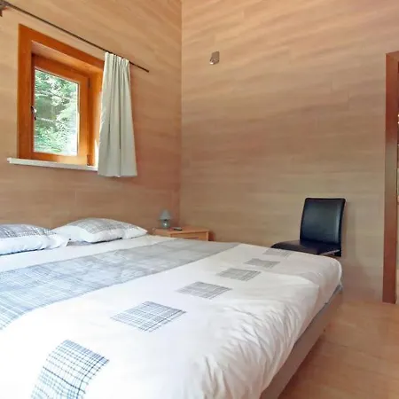 Sleeps 10 Pool Wifi