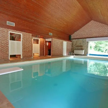 Feriehus Sleeps 10 Pool Wifi Petite Somme